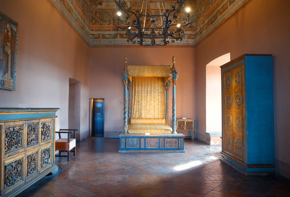 Post Cruise from Civitavecchia: Bracciano Castle RomeCabs Tours